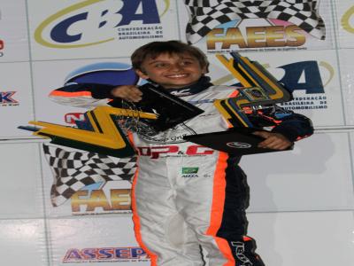 Paranaense conquista o título da Mirim no Gaúcho de Kart