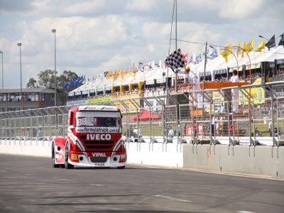 Beto Monteiro leva Iveco à primeira vitória na F-Truck