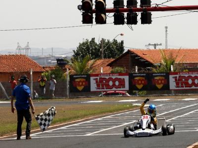 Muggiatti é o primeiro campeão da Copa Brasil de Kart