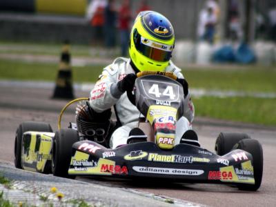 Júlio Reis é 5º da categoria Novatos no Paranaense de Kart