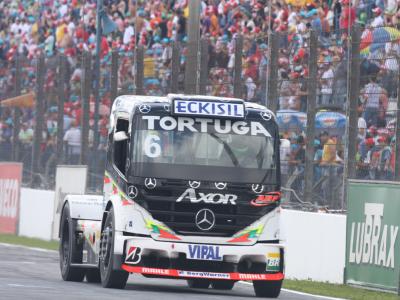 Cirino mantém a liderança da Fórmula Truck