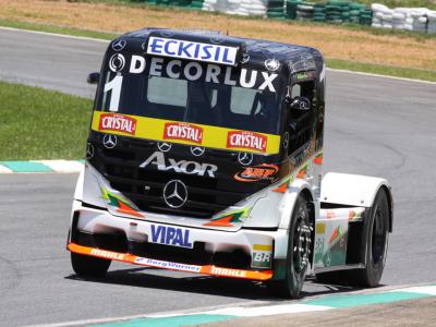 Cirino larga na pole position em Brasília