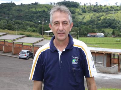 Presidente da FPrA se reúne com pilotos de terra em Toledo