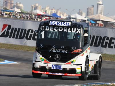 Cirino quer iniciar arrancada para o penta em Interlagos