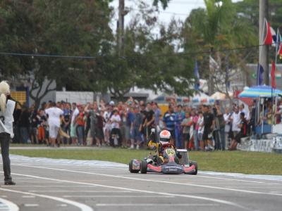 Yurik Carvalho é o 1º campeão brasileiro de kart de 2013