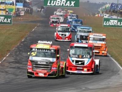 Leandro Reis conquista seu primeiro pódio na Fórmula Truck