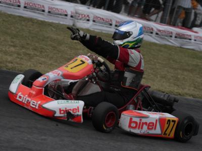 Marcelo Anselmi é campeão brasileiro de kart