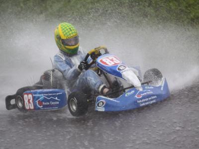 Gabriel Casagrande estréia com vitória na Copa Paraná de Kart