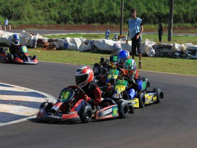 Copa Paraná de Kart prossegue domingo em Francisco Beltrão