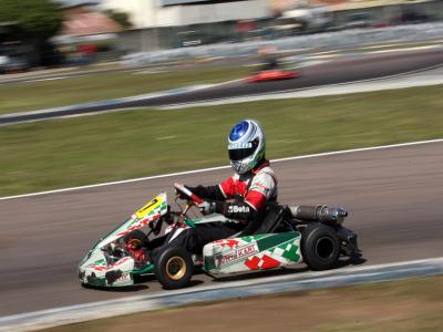 Paranaense disputa a Copa do Mundo de Kart