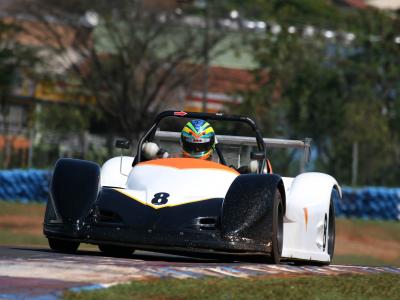 Pole paranaense para a Três Horas de Londrina