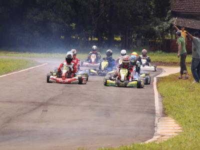 Paranaense de Kart classificará 30 pilotos para Copa das Federações