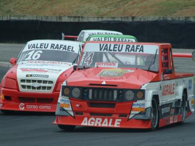 Pick-up Racing termina com o campeonato sub-judice