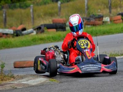 Daniel Barbosa inicia disputa do Paraibano de Kart