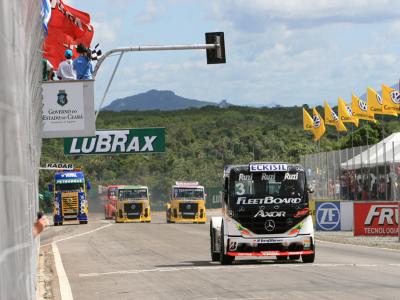 Piquet tem 63% de aproveitamento na F-Truck