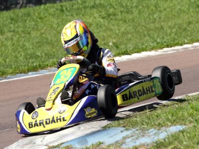 Aizza treina até domingo em Farroupilha