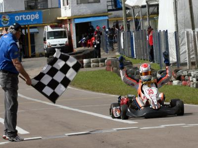 Seis paranaenses chegam à final do Sul-Brasileiro na liderança