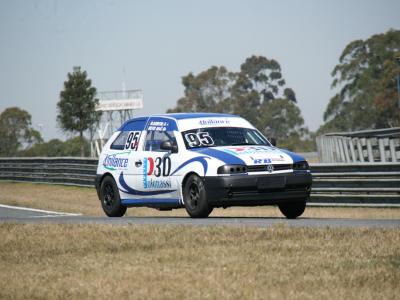 Baú e Kostin competem neste fim de semana em Cascavel