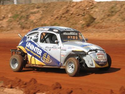 Cláudio Harmuch vence na Fusca Velocidade no Paranaense de Terra