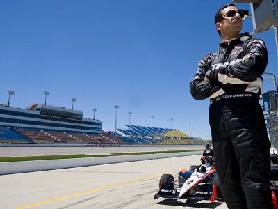 Helio Castroneves busca vitória inédita para a Penske