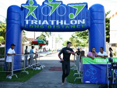 Caiobá recebe 400 atletas para o Triathlon Long Distance