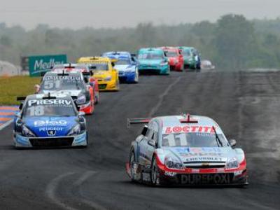 Nonô Figueiredo vence a oitava Stock Car em Campo Grande