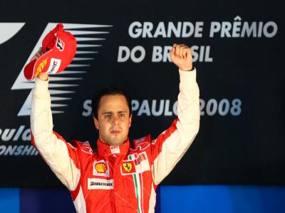 Massa vence o GP do Brasil mas Hamilton é o campeão