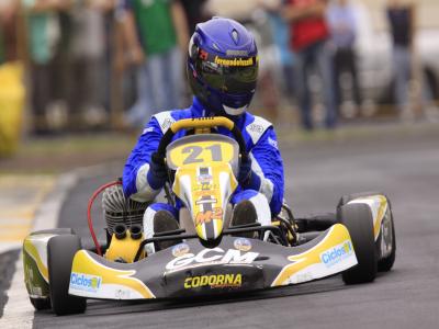 Decisão da Copa Paraná de Kart será domingo em Campo Mourão