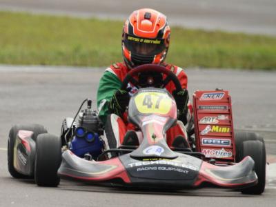 Nathaniel Bueno é uma das feras do Paraná no Brasileiro de Kart