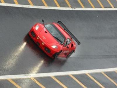 Ferrari conquista o bi nos 1.000 Km de Interlagos