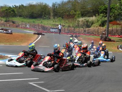 Maringá e Cascavel sediarão etapas do Paranaense de Kart