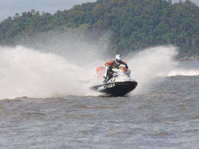 Boliviano busca o quinto título no Brasileiro de Jet Ski