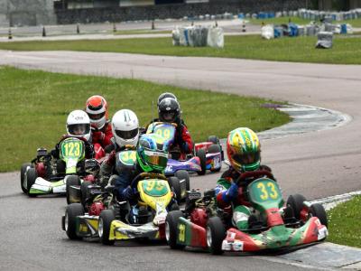 Copa Pinhais de Kart pega fogo na reta final