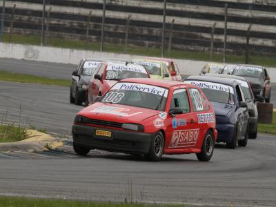 Paraná encerra dois campeonatos domingo