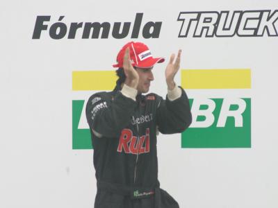 Piquet quer repetir pódio da Fórmula Truck em Fortaleza