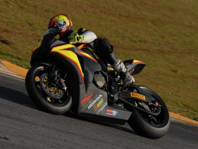 Zandavalli larga em 2º na Superbike em Interlagos