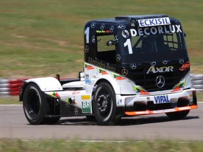 Cirino ganha duas posições no campeonato da F-Truck