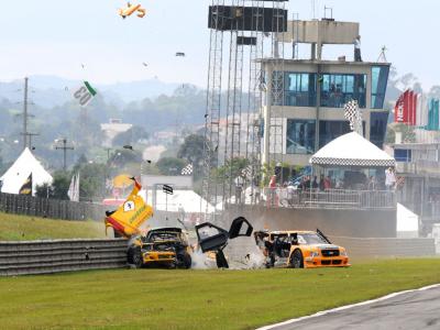 Paranaense é campeão antecipado da Pick-up Racing