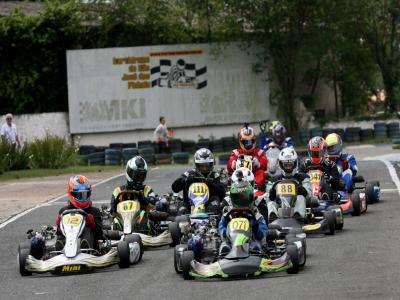 Metropolitano de Kart de Curitiba conhecerá hoje os campeões