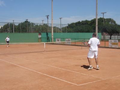 Comercial sedia Torneio Estadual de Tênis