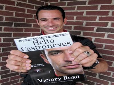 Helio Castroneves revela detalhes da carreira em livro