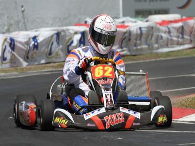 Renato Russo chega Ã  PrÃ©-final da categoria Super SÃªnior invicto