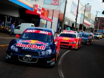 Carreata da Stock Car pelas ruas de Cascavel será na sexta-feira