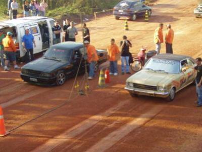 Festival de Arrancada na Terra atrai público de 10 mil pessoas