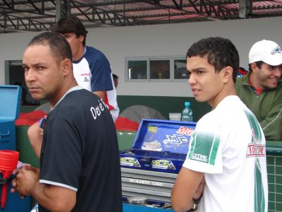 Nil Racing comemora vice na Graduados no Brasileiro de Kart