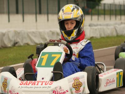Gustavo Myasava disputará duas categorias no Regional de Kart