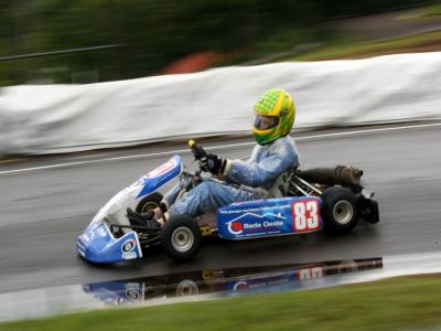 Paranaense vence a categoria Júnior no Sul-brasileiro de Kart