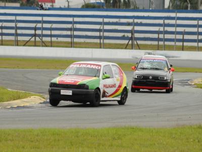 Lupatini Motorsport tem desfio no Autódromo de Londrina