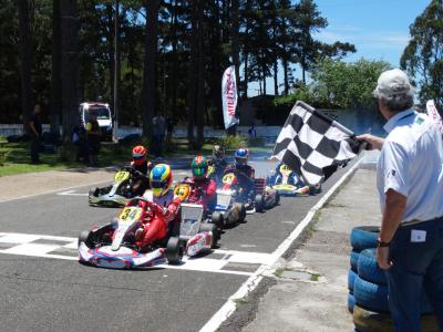 Leonardo Torres conquista título da Sênior em Curitiba