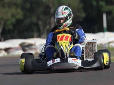 Vasconcelos vai a Foz do Iguaçu para a Copa Paraná de Kart